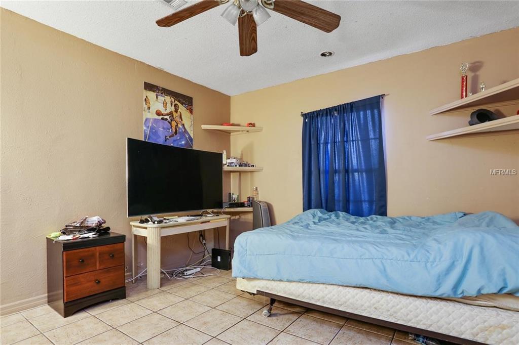 1523 LAY COURT, KISSIMMEE, Florida 34744, 4 Bedrooms Bedrooms, 3 Rooms Rooms,2 BathroomsBathrooms,Residential,For sale,LAY,O5561648