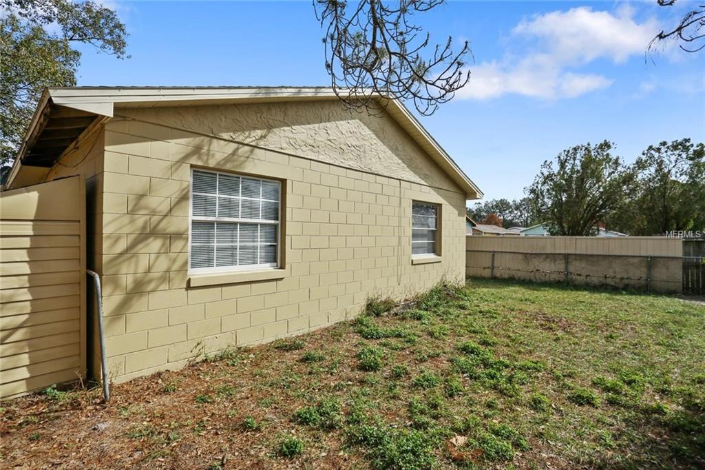 1523 LAY COURT, KISSIMMEE, Florida 34744, 4 Bedrooms Bedrooms, 3 Rooms Rooms,2 BathroomsBathrooms,Residential,For sale,LAY,O5561648