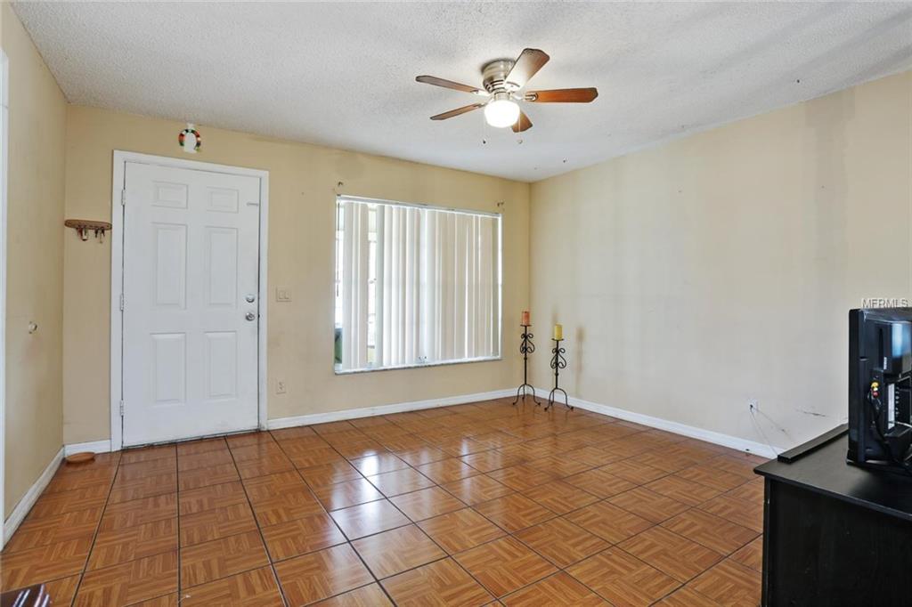 1523 LAY COURT, KISSIMMEE, Florida 34744, 4 Bedrooms Bedrooms, 3 Rooms Rooms,2 BathroomsBathrooms,Residential,For sale,LAY,O5561648