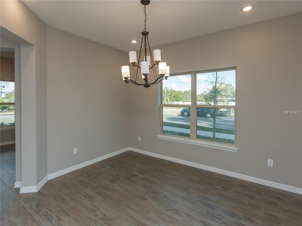 151 OAKMONT RESERVE CIRCLE, LONGWOOD, Florida 32750, 4 Bedrooms Bedrooms, 9 Rooms Rooms,2 BathroomsBathrooms,Residential,For sale,OAKMONT RESERVE,O5532553