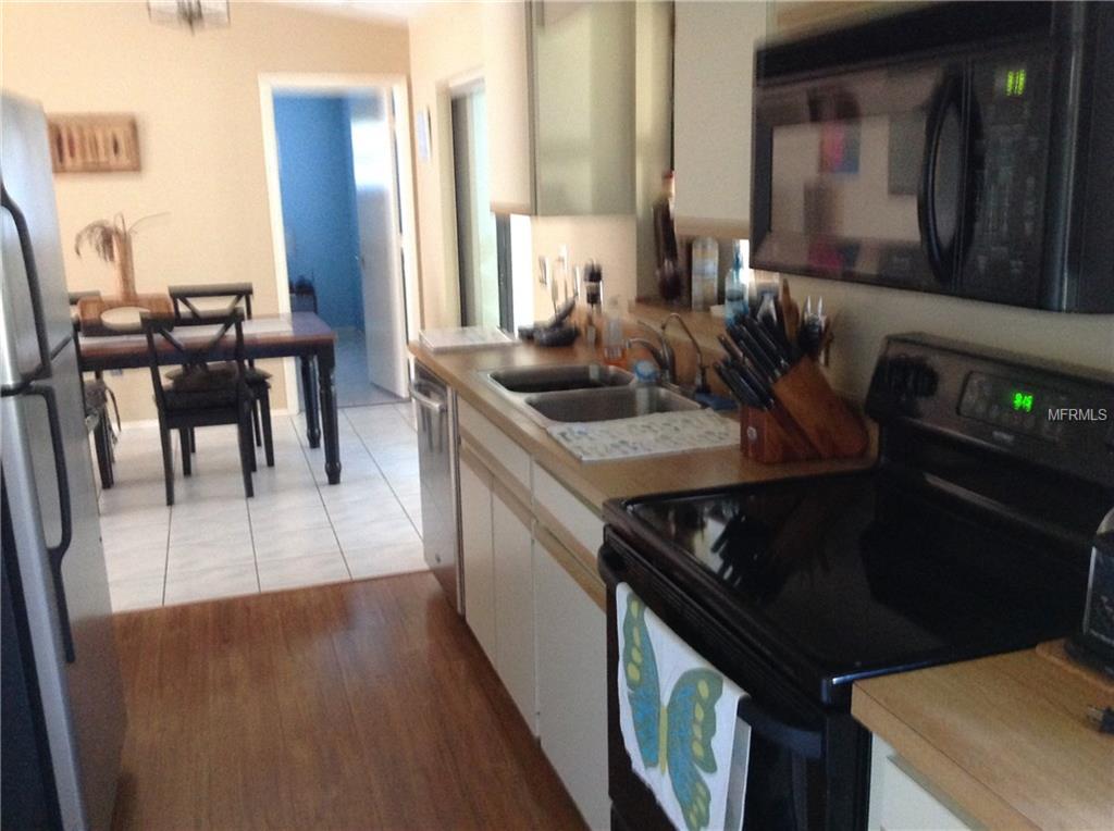 908 POINCIANA ROAD, VENICE, Florida 34293, 2 Bedrooms Bedrooms, 6 Rooms Rooms,2 BathroomsBathrooms,Residential,For sale,POINCIANA,A4197409