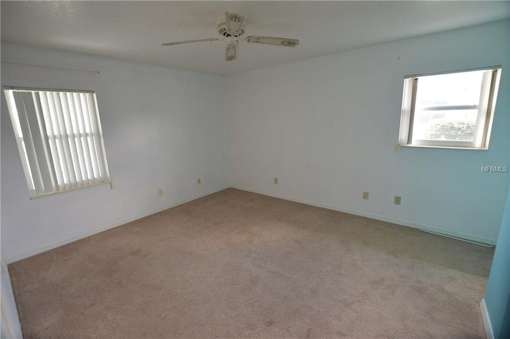 2961 POPLAR AVENUE, LEESBURG, Florida 34748, 2 Bedrooms Bedrooms, 7 Rooms Rooms,2 BathroomsBathrooms,Residential,For sale,POPLAR,G4848496