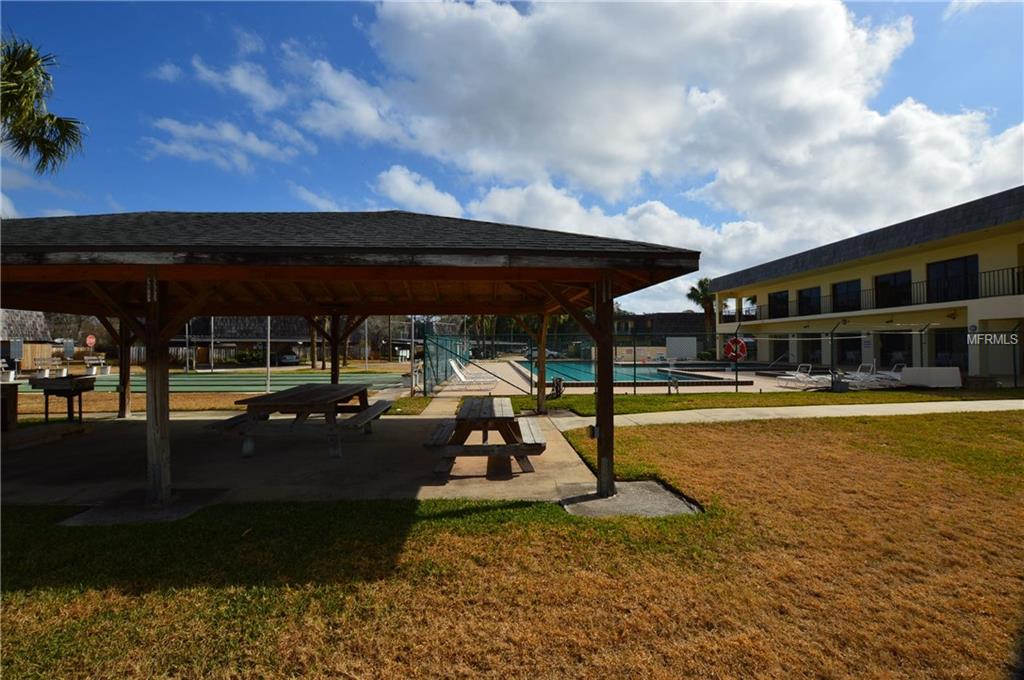 2961 POPLAR AVENUE, LEESBURG, Florida 34748, 2 Bedrooms Bedrooms, 7 Rooms Rooms,2 BathroomsBathrooms,Residential,For sale,POPLAR,G4848496