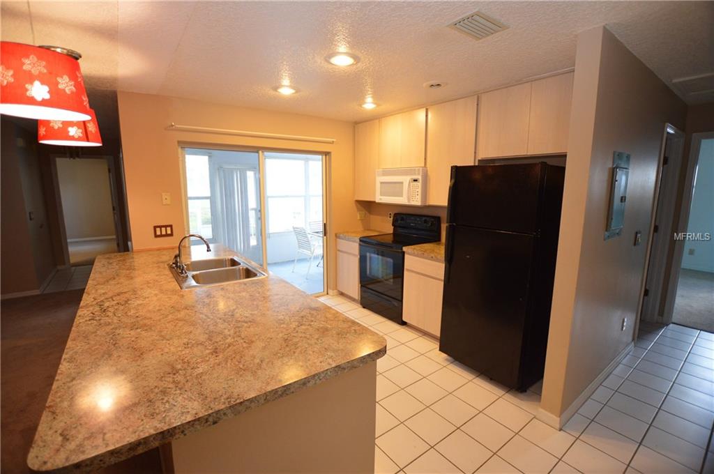 2961 POPLAR AVENUE, LEESBURG, Florida 34748, 2 Bedrooms Bedrooms, 7 Rooms Rooms,2 BathroomsBathrooms,Residential,For sale,POPLAR,G4848496