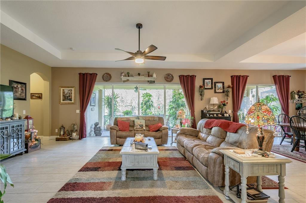 933 RIVERSCAPE STREET, BRADENTON, Florida 34208, 4 Bedrooms Bedrooms, 8 Rooms Rooms,3 BathroomsBathrooms,Residential,For sale,RIVERSCAPE,T2912957