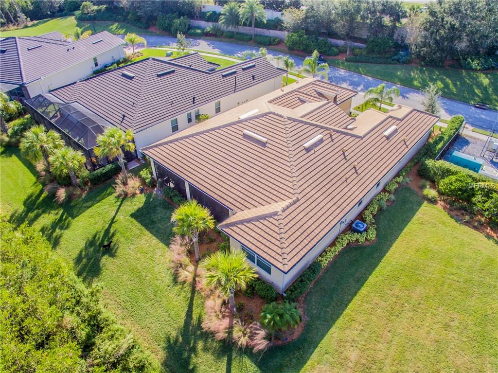 933 RIVERSCAPE STREET, BRADENTON, Florida 34208, 4 Bedrooms Bedrooms, 8 Rooms Rooms,3 BathroomsBathrooms,Residential,For sale,RIVERSCAPE,T2912957