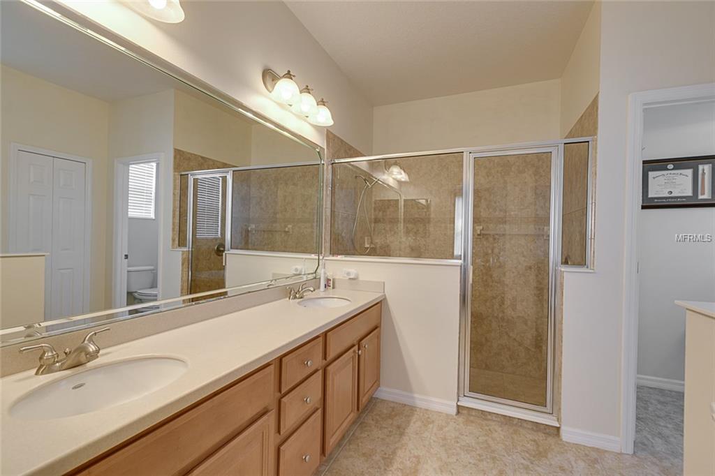 6218 ZANE DRIVE, MOUNT DORA, Florida 32757, 4 Bedrooms Bedrooms, 9 Rooms Rooms,3 BathroomsBathrooms,Residential,For sale,ZANE,G4851620