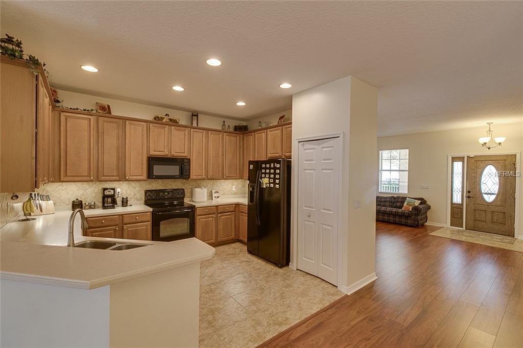 6218 ZANE DRIVE, MOUNT DORA, Florida 32757, 4 Bedrooms Bedrooms, 9 Rooms Rooms,3 BathroomsBathrooms,Residential,For sale,ZANE,G4851620