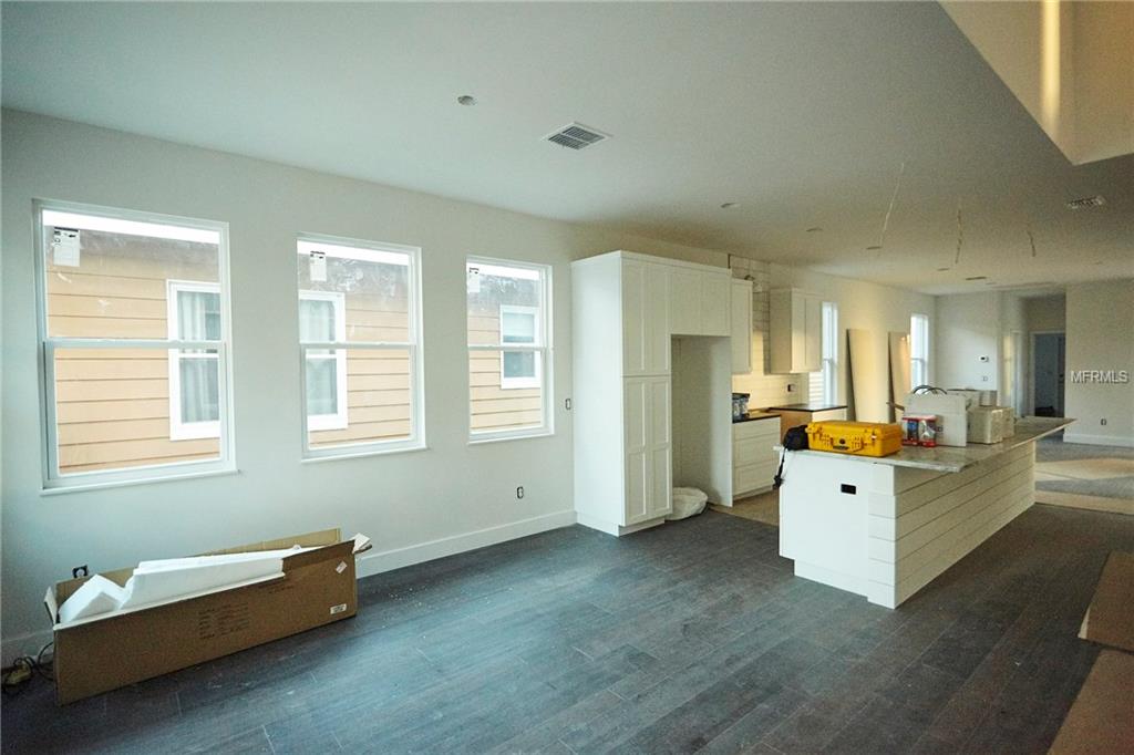 3034 2ND AVENUE N, ST PETERSBURG, Florida 33713, 4 Bedrooms Bedrooms, 6 Rooms Rooms,2 BathroomsBathrooms,Residential,For sale,2ND,U7846213