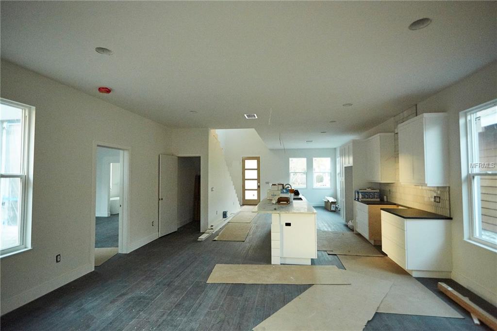 3034 2ND AVENUE N, ST PETERSBURG, Florida 33713, 4 Bedrooms Bedrooms, 6 Rooms Rooms,2 BathroomsBathrooms,Residential,For sale,2ND,U7846213