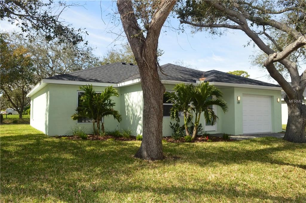 2880 S SHADE AVENUE, SARASOTA, Florida 34239, 3 Bedrooms Bedrooms, 7 Rooms Rooms,2 BathroomsBathrooms,Residential,For sale,SHADE,A4209674