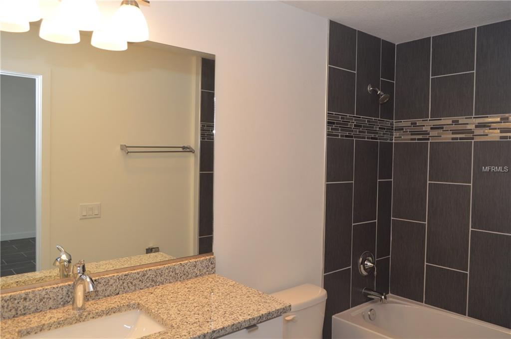 2880 S SHADE AVENUE, SARASOTA, Florida 34239, 3 Bedrooms Bedrooms, 7 Rooms Rooms,2 BathroomsBathrooms,Residential,For sale,SHADE,A4209674