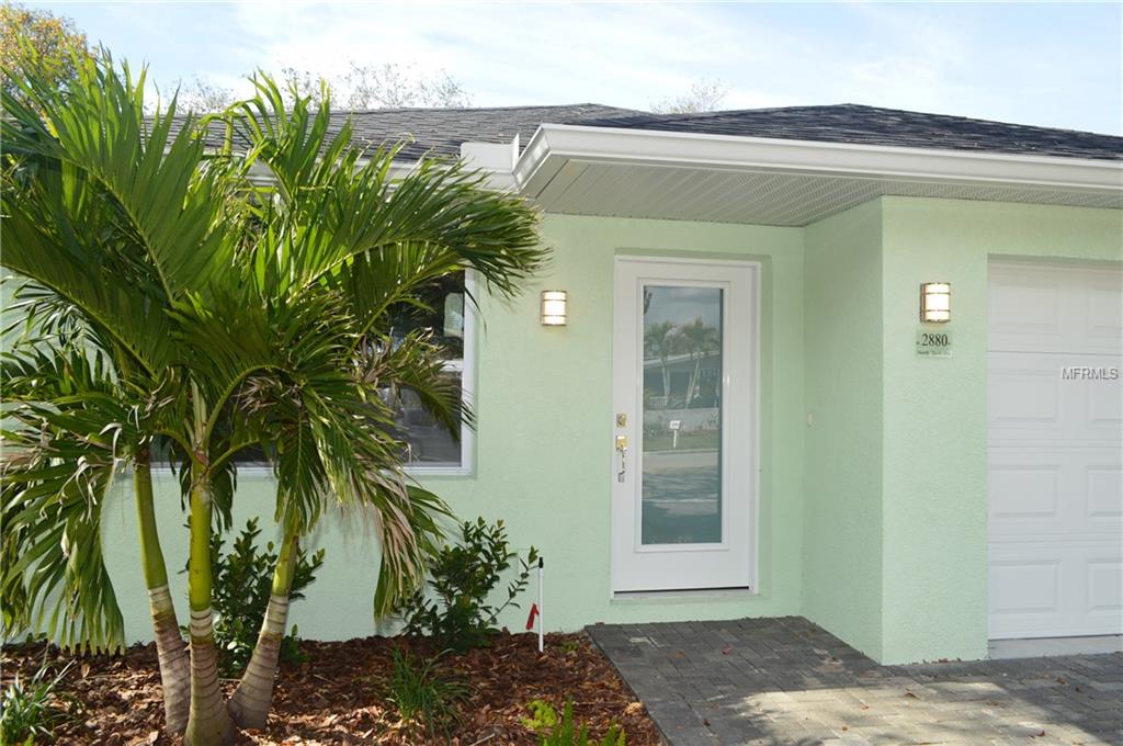 2880 S SHADE AVENUE, SARASOTA, Florida 34239, 3 Bedrooms Bedrooms, 7 Rooms Rooms,2 BathroomsBathrooms,Residential,For sale,SHADE,A4209674