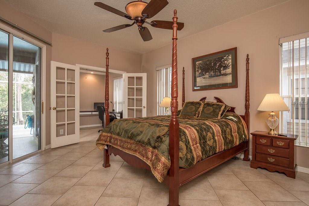 9713 62ND AVENUE N, ST PETERSBURG, Florida 33708, 4 Bedrooms Bedrooms, 9 Rooms Rooms,2 BathroomsBathrooms,Residential,For sale,62ND,U7847310