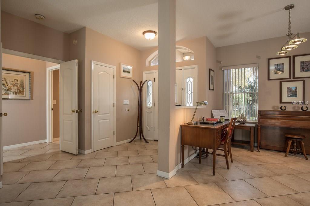 9713 62ND AVENUE N, ST PETERSBURG, Florida 33708, 4 Bedrooms Bedrooms, 9 Rooms Rooms,2 BathroomsBathrooms,Residential,For sale,62ND,U7847310