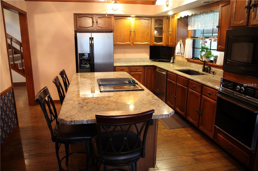 679 BENITAWOOD COURT, WINTER SPRINGS, Florida 32708, 4 Bedrooms Bedrooms, 9 Rooms Rooms,3 BathroomsBathrooms,Residential,For sale,BENITAWOOD,O5542673