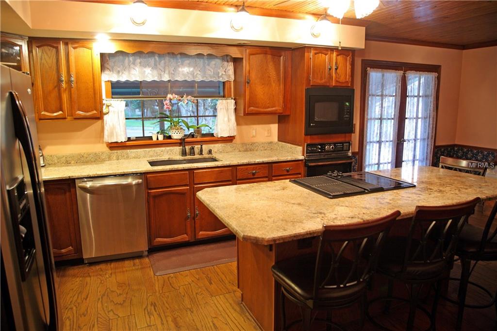 679 BENITAWOOD COURT, WINTER SPRINGS, Florida 32708, 4 Bedrooms Bedrooms, 9 Rooms Rooms,3 BathroomsBathrooms,Residential,For sale,BENITAWOOD,O5542673