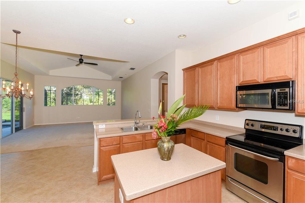 9218 63RD COURT E, PARRISH, Florida 34219, 4 Bedrooms Bedrooms, 6 Rooms Rooms,3 BathroomsBathrooms,Residential,For sale,63RD,A4202470