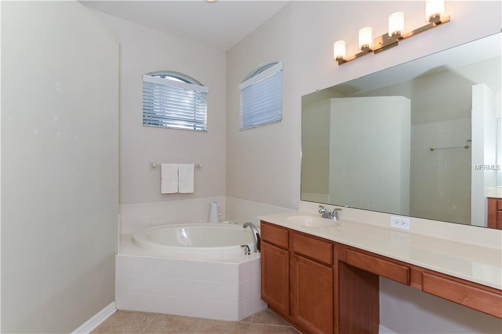 9218 63RD COURT E, PARRISH, Florida 34219, 4 Bedrooms Bedrooms, 6 Rooms Rooms,3 BathroomsBathrooms,Residential,For sale,63RD,A4202470