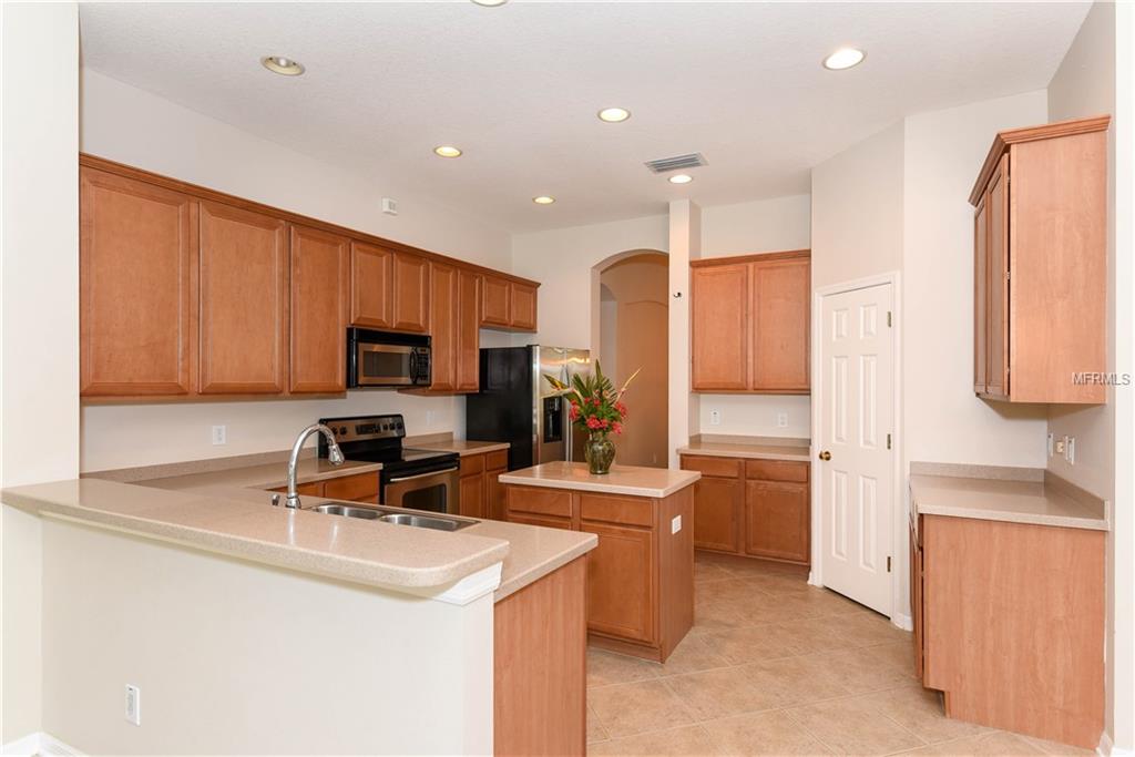 9218 63RD COURT E, PARRISH, Florida 34219, 4 Bedrooms Bedrooms, 6 Rooms Rooms,3 BathroomsBathrooms,Residential,For sale,63RD,A4202470