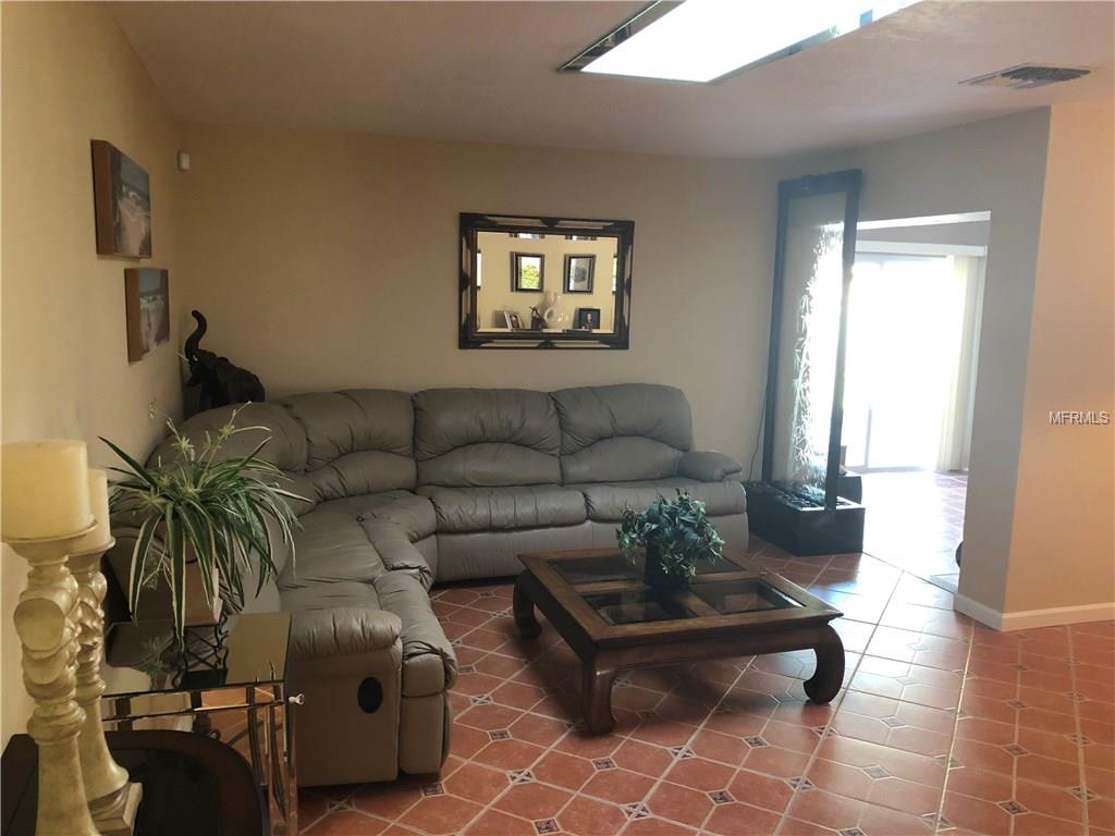 12824 KELLYWOOD CIRCLE, HUDSON, Florida 34669, 2 Bedrooms Bedrooms, 6 Rooms Rooms,2 BathroomsBathrooms,Residential,For sale,KELLYWOOD,U7841818