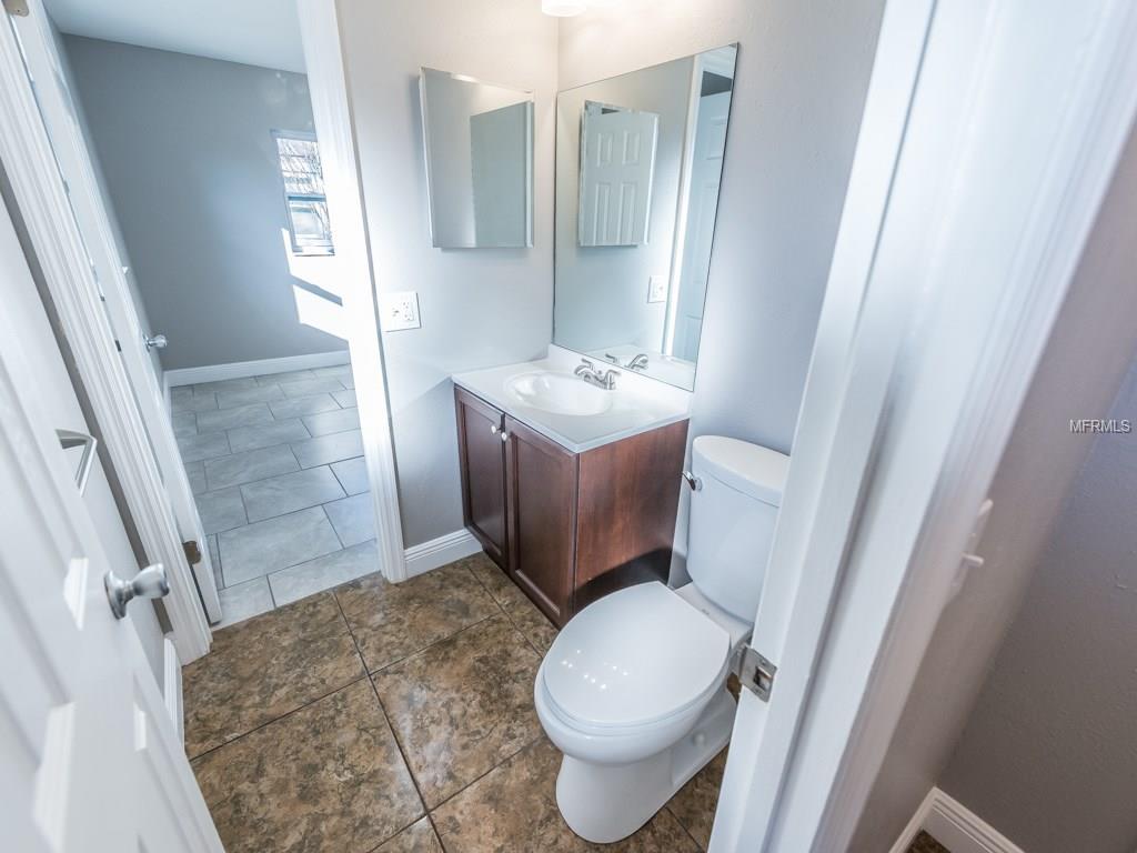 1103 N PALM AVENUE, KISSIMMEE, Florida 34741, 3 Bedrooms Bedrooms, 7 Rooms Rooms,1 BathroomBathrooms,Residential,For sale,PALM,O5556394