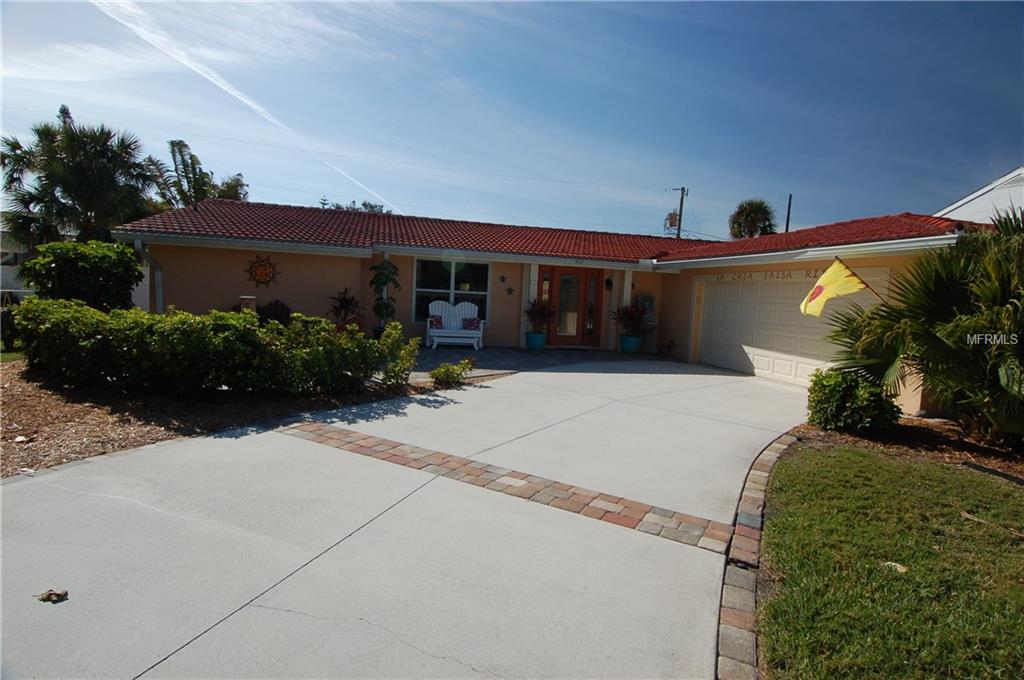 517 VILLAS DRIVE, VENICE, Florida 34285, 3 Bedrooms Bedrooms, 7 Rooms Rooms,3 BathroomsBathrooms,Residential,For sale,VILLAS,N5916156