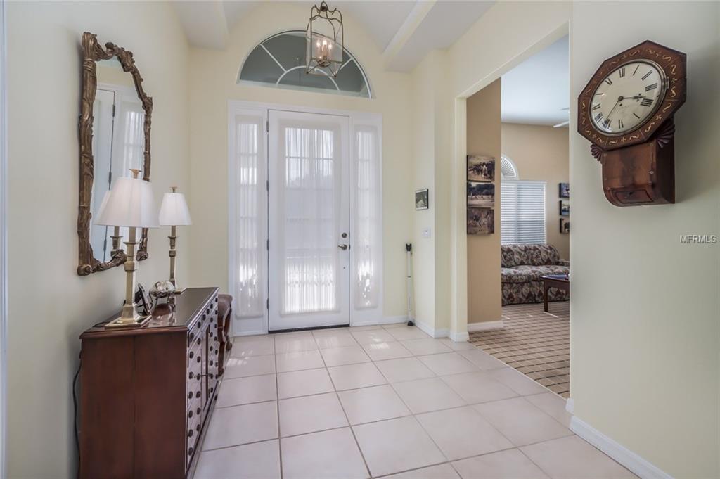 8425 ABINGDON COURT, UNIVERSITY PARK, Florida 34201, 2 Bedrooms Bedrooms, 5 Rooms Rooms,2 BathroomsBathrooms,Residential,For sale,ABINGDON,A4209008