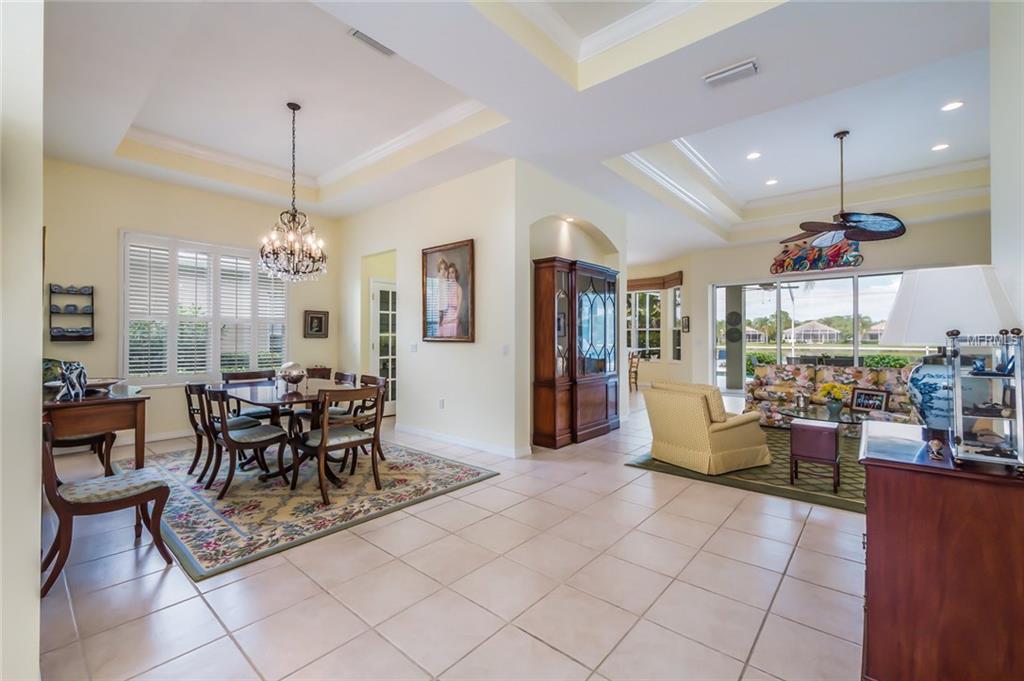 8425 ABINGDON COURT, UNIVERSITY PARK, Florida 34201, 2 Bedrooms Bedrooms, 5 Rooms Rooms,2 BathroomsBathrooms,Residential,For sale,ABINGDON,A4209008