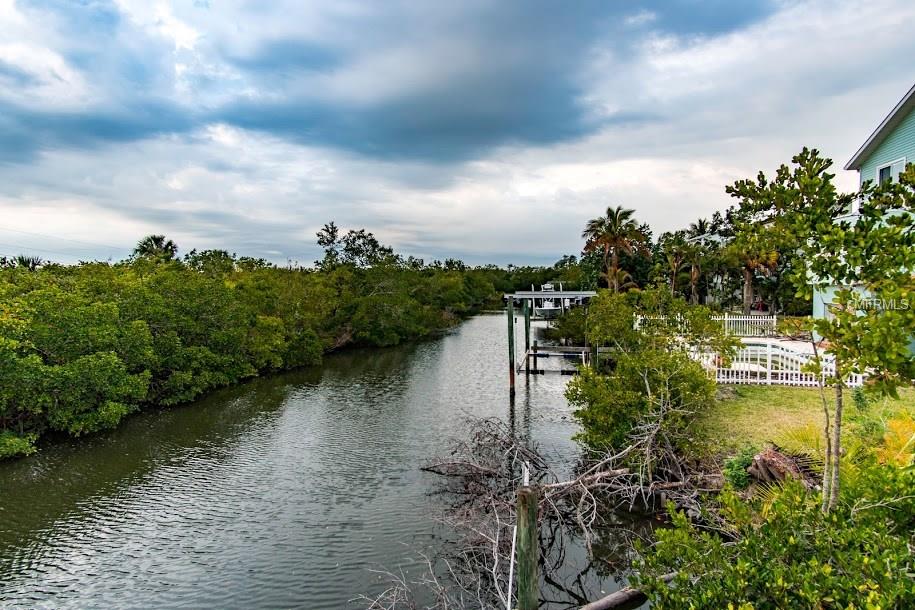 119 BURNS ROAD, TERRA CEIA, Florida 34250, 4 Bedrooms Bedrooms, 10 Rooms Rooms,2 BathroomsBathrooms,Residential,For sale,BURNS,T2927858