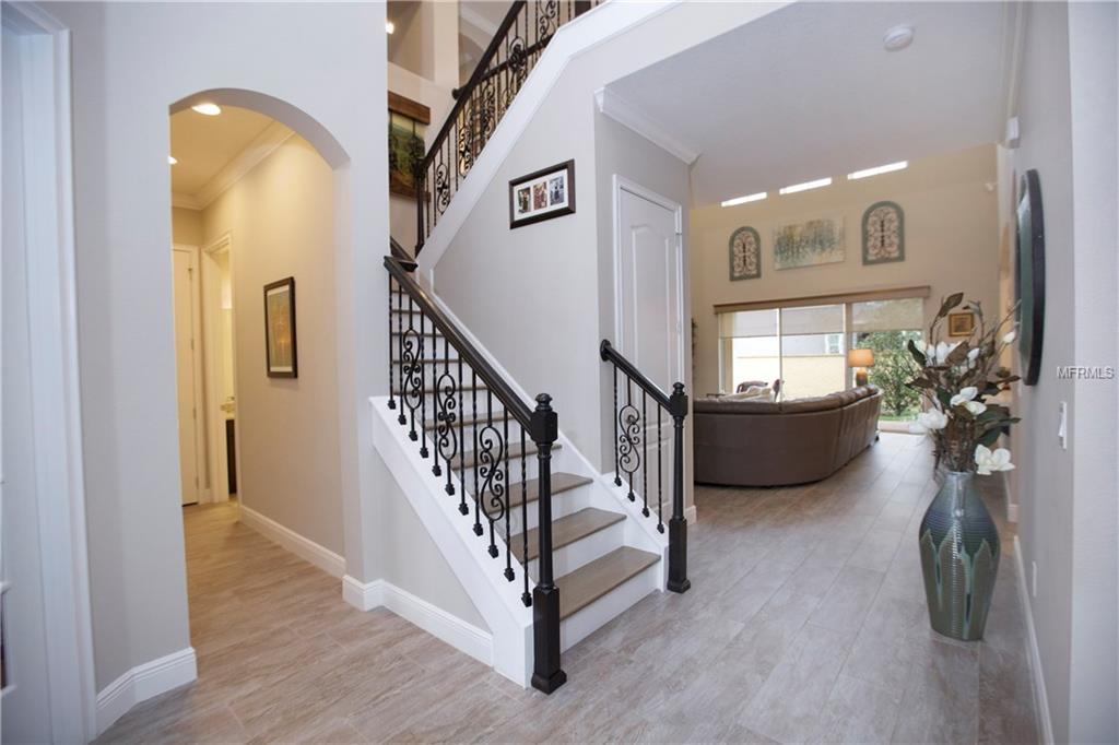 8233 CANETTI STREET, ORLANDO, Florida 32827, 4 Bedrooms Bedrooms, 10 Rooms Rooms,3 BathroomsBathrooms,Residential,For sale,CANETTI,O5561468