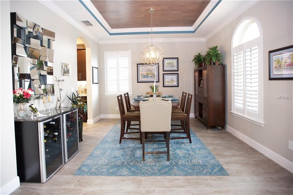 8233 CANETTI STREET, ORLANDO, Florida 32827, 4 Bedrooms Bedrooms, 10 Rooms Rooms,3 BathroomsBathrooms,Residential,For sale,CANETTI,O5561468