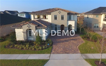 8233 CANETTI STREET, ORLANDO, Florida 32827, 4 Bedrooms Bedrooms, 10 Rooms Rooms,3 BathroomsBathrooms,Residential,For sale,CANETTI,O5561468