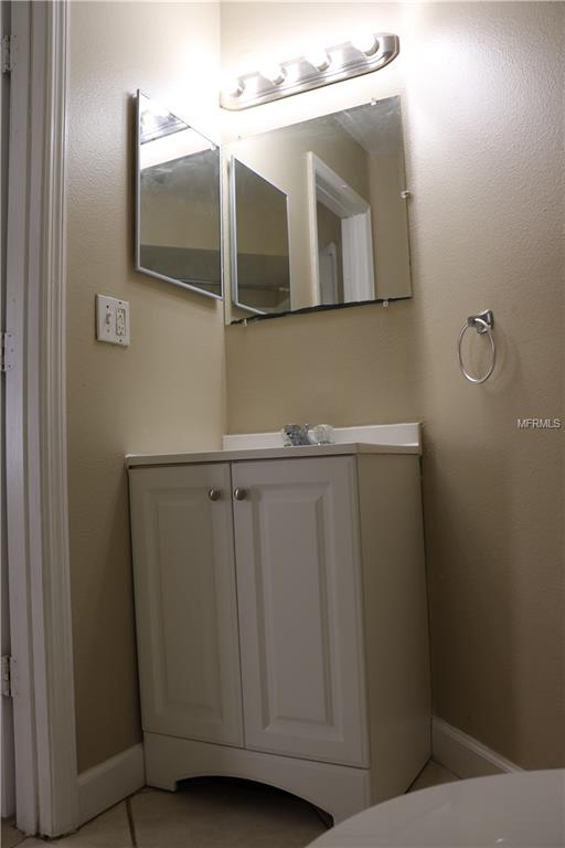 225 CHADWORTH DRIVE, KISSIMMEE, Florida 34758, 3 Bedrooms Bedrooms, 4 Rooms Rooms,2 BathroomsBathrooms,Residential,For sale,CHADWORTH,S4857047