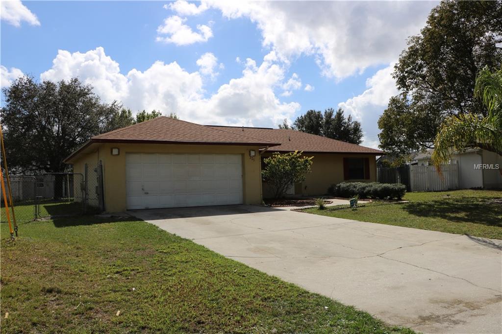225 CHADWORTH DRIVE, KISSIMMEE, Florida 34758, 3 Bedrooms Bedrooms, 4 Rooms Rooms,2 BathroomsBathrooms,Residential,For sale,CHADWORTH,S4857047