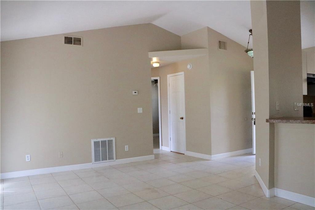 225 CHADWORTH DRIVE, KISSIMMEE, Florida 34758, 3 Bedrooms Bedrooms, 4 Rooms Rooms,2 BathroomsBathrooms,Residential,For sale,CHADWORTH,S4857047