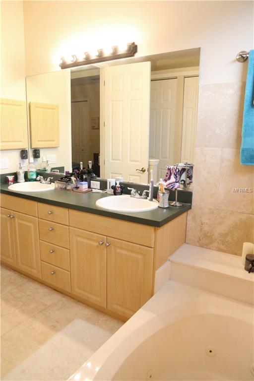 6315 LAUREL CREEK TRAIL, ELLENTON, Florida 34222, 5 Bedrooms Bedrooms, 4 Rooms Rooms,3 BathroomsBathrooms,Residential,For sale,LAUREL CREEK,A4197425