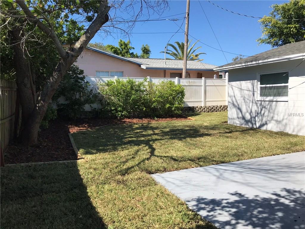 12394 113TH STREET, LARGO, Florida 33778, 3 Bedrooms Bedrooms, 3 Rooms Rooms,2 BathroomsBathrooms,Residential,For sale,113TH,T2909873