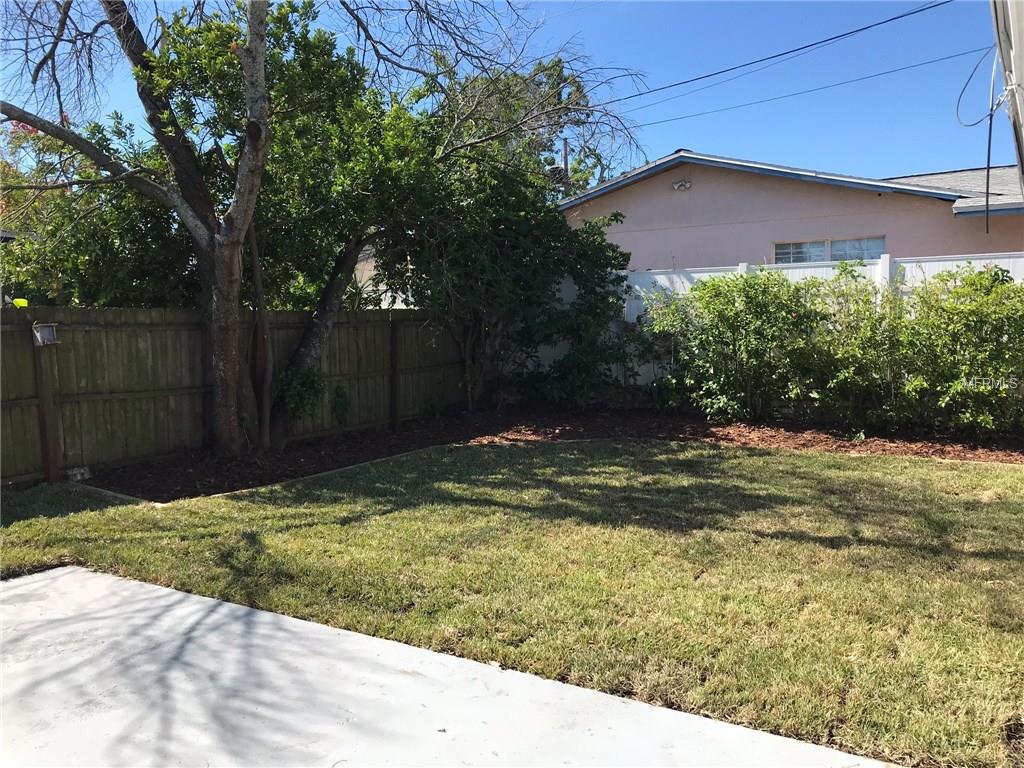 12394 113TH STREET, LARGO, Florida 33778, 3 Bedrooms Bedrooms, 3 Rooms Rooms,2 BathroomsBathrooms,Residential,For sale,113TH,T2909873