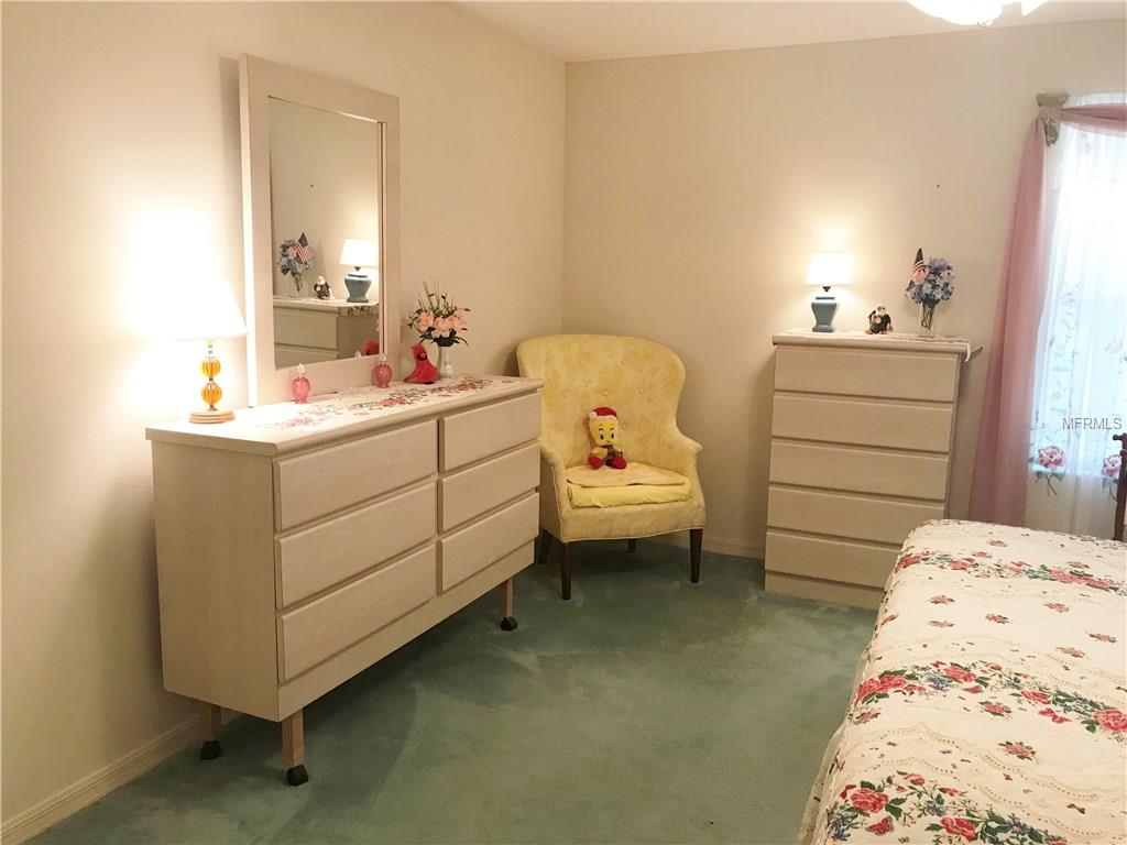 977 KINGMONT TERRACE, THE VILLAGES, Florida 32162, 3 Bedrooms Bedrooms, 6 Rooms Rooms,2 BathroomsBathrooms,Residential,For sale,KINGMONT,G4849253