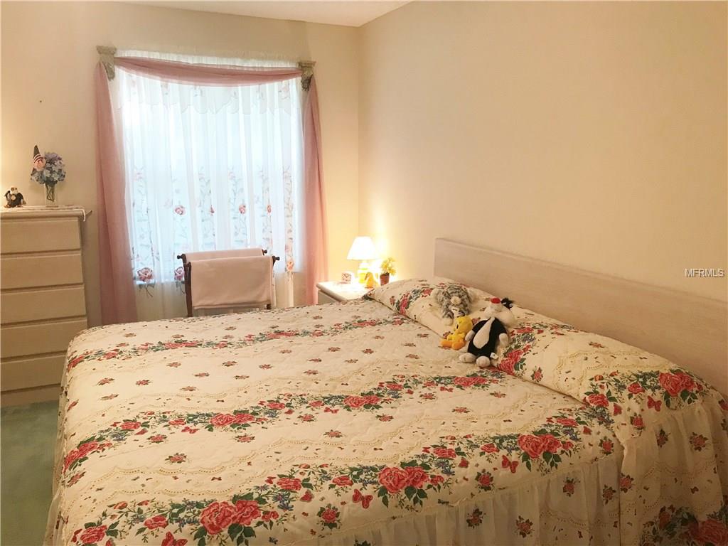 977 KINGMONT TERRACE, THE VILLAGES, Florida 32162, 3 Bedrooms Bedrooms, 6 Rooms Rooms,2 BathroomsBathrooms,Residential,For sale,KINGMONT,G4849253