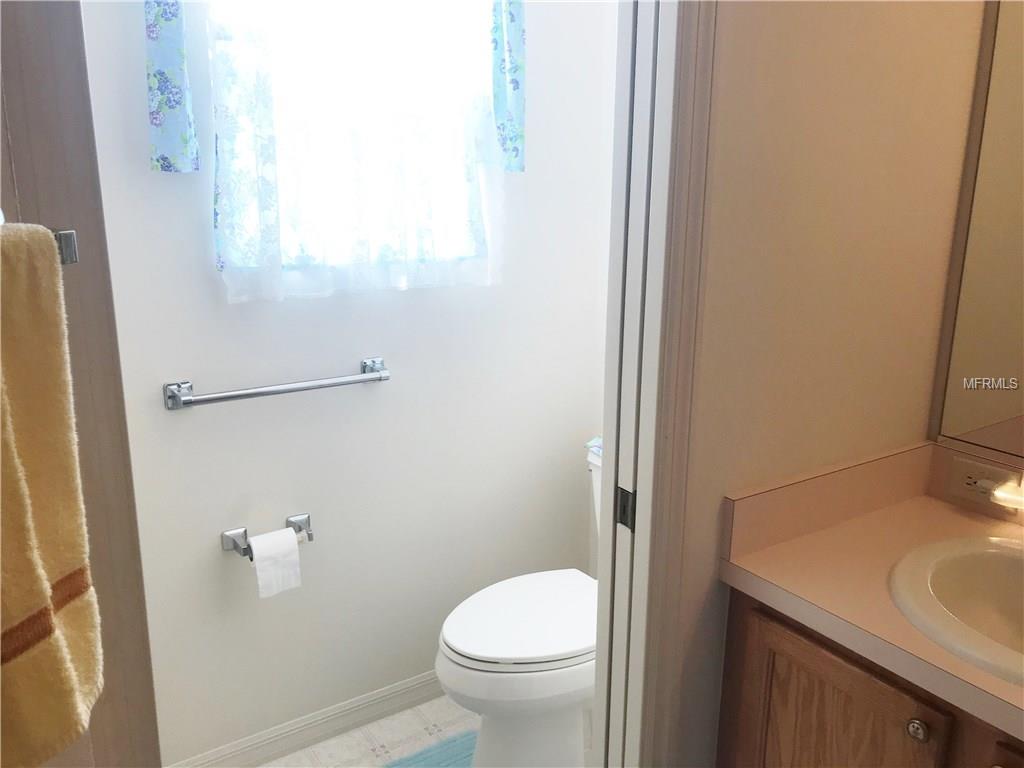 977 KINGMONT TERRACE, THE VILLAGES, Florida 32162, 3 Bedrooms Bedrooms, 6 Rooms Rooms,2 BathroomsBathrooms,Residential,For sale,KINGMONT,G4849253