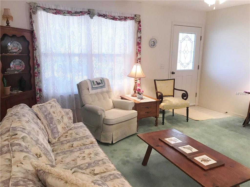 977 KINGMONT TERRACE, THE VILLAGES, Florida 32162, 3 Bedrooms Bedrooms, 6 Rooms Rooms,2 BathroomsBathrooms,Residential,For sale,KINGMONT,G4849253