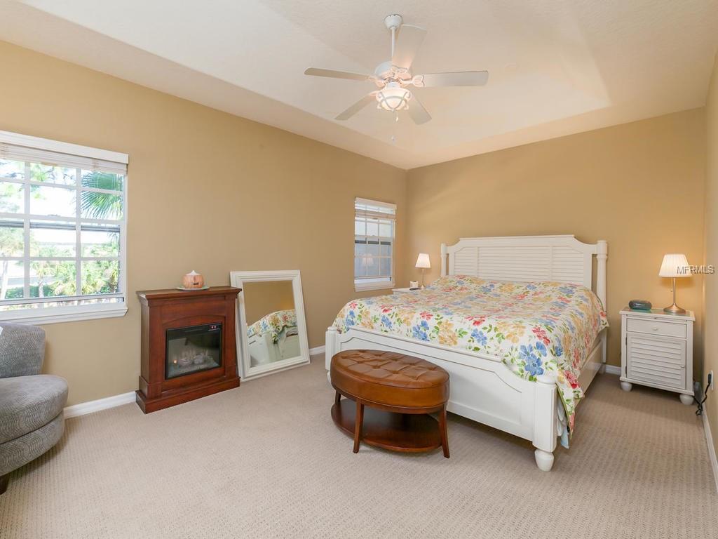 3975 SQUARE EAST LANE, SARASOTA, Florida 34238, 3 Bedrooms Bedrooms, 5 Rooms Rooms,2 BathroomsBathrooms,Residential,For sale,SQUARE EAST,A4202485