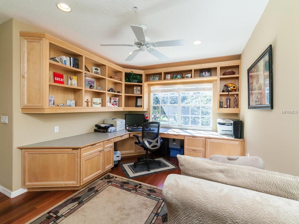 3975 SQUARE EAST LANE, SARASOTA, Florida 34238, 3 Bedrooms Bedrooms, 5 Rooms Rooms,2 BathroomsBathrooms,Residential,For sale,SQUARE EAST,A4202485