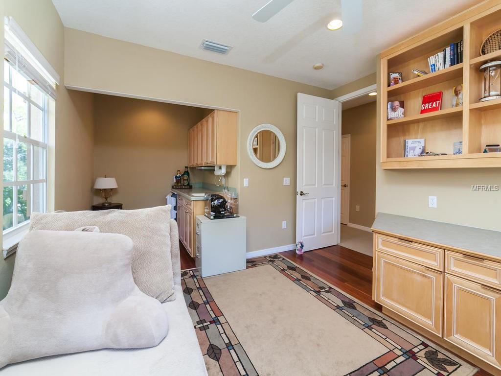 3975 SQUARE EAST LANE, SARASOTA, Florida 34238, 3 Bedrooms Bedrooms, 5 Rooms Rooms,2 BathroomsBathrooms,Residential,For sale,SQUARE EAST,A4202485