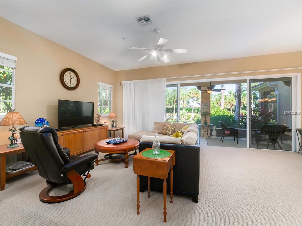 3975 SQUARE EAST LANE, SARASOTA, Florida 34238, 3 Bedrooms Bedrooms, 5 Rooms Rooms,2 BathroomsBathrooms,Residential,For sale,SQUARE EAST,A4202485