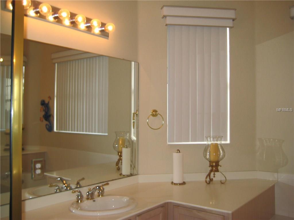 112 BELL TOWER CROSSING W, POINCIANA, Florida 34759, 2 Bedrooms Bedrooms, 8 Rooms Rooms,2 BathroomsBathrooms,Residential,For sale,BELL TOWER,S4855313