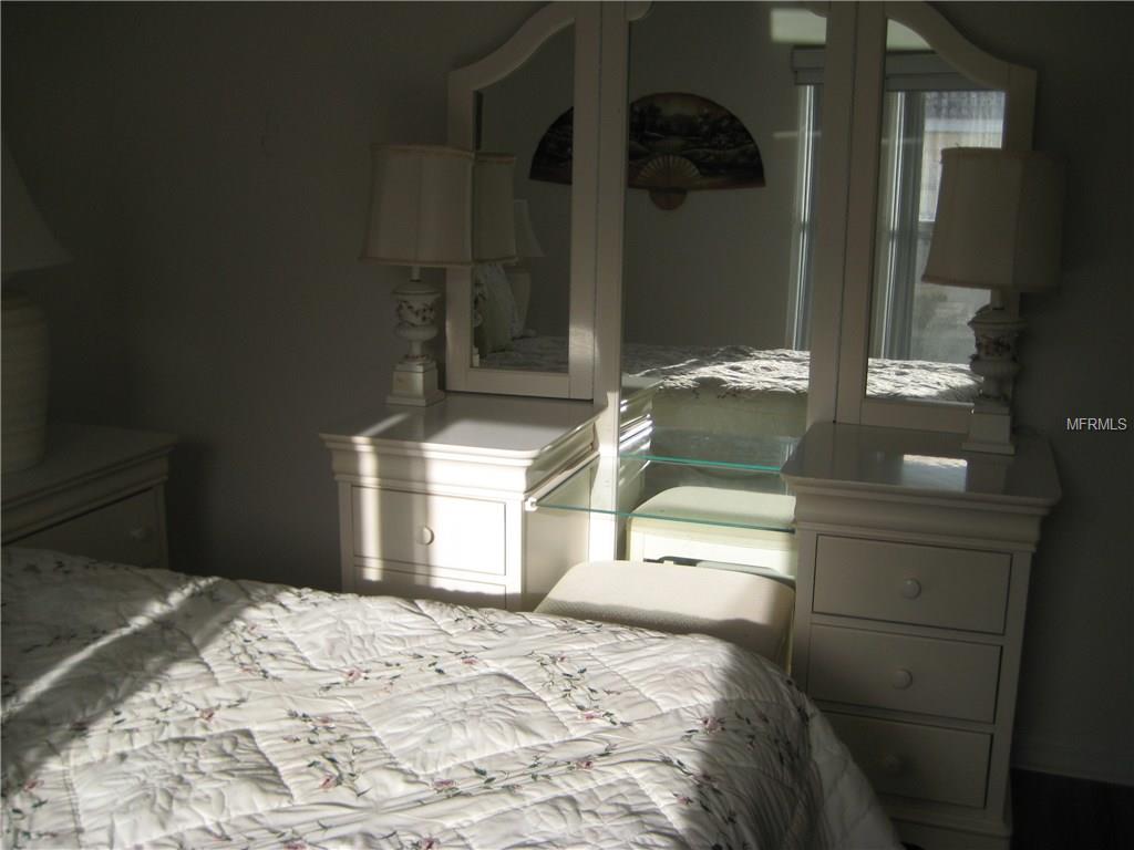 112 BELL TOWER CROSSING W, POINCIANA, Florida 34759, 2 Bedrooms Bedrooms, 8 Rooms Rooms,2 BathroomsBathrooms,Residential,For sale,BELL TOWER,S4855313