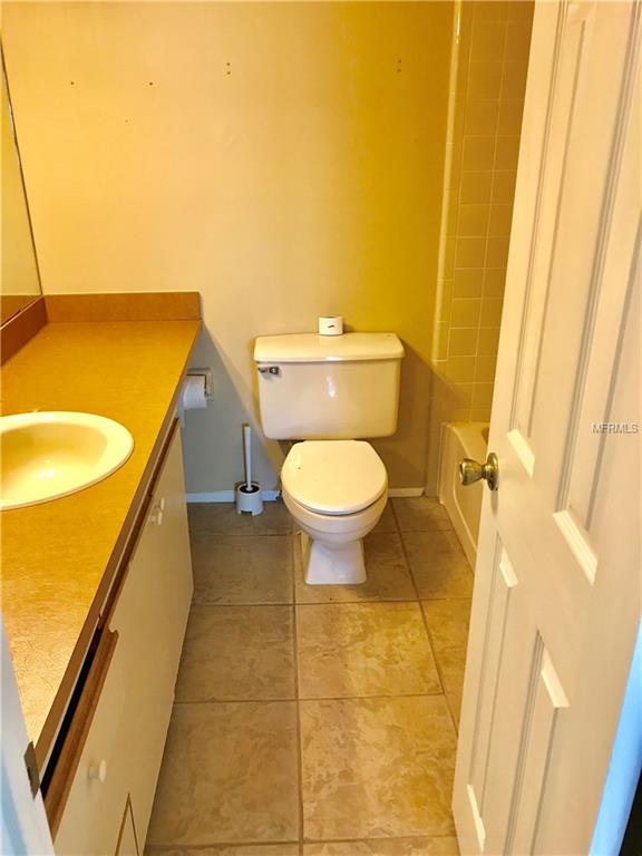 834 PARK LAKE PLACE, MAITLAND, Florida 32751, 2 Bedrooms Bedrooms, 3 Rooms Rooms,2 BathroomsBathrooms,Residential,For sale,PARK LAKE,O5558333